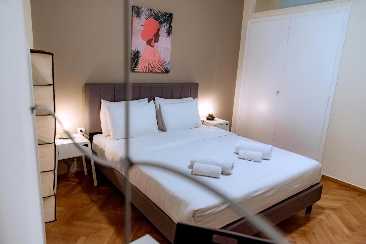Plaka Apartment Atene Esterno foto