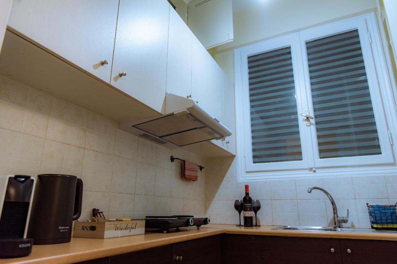 Plaka Apartment Atene Esterno foto