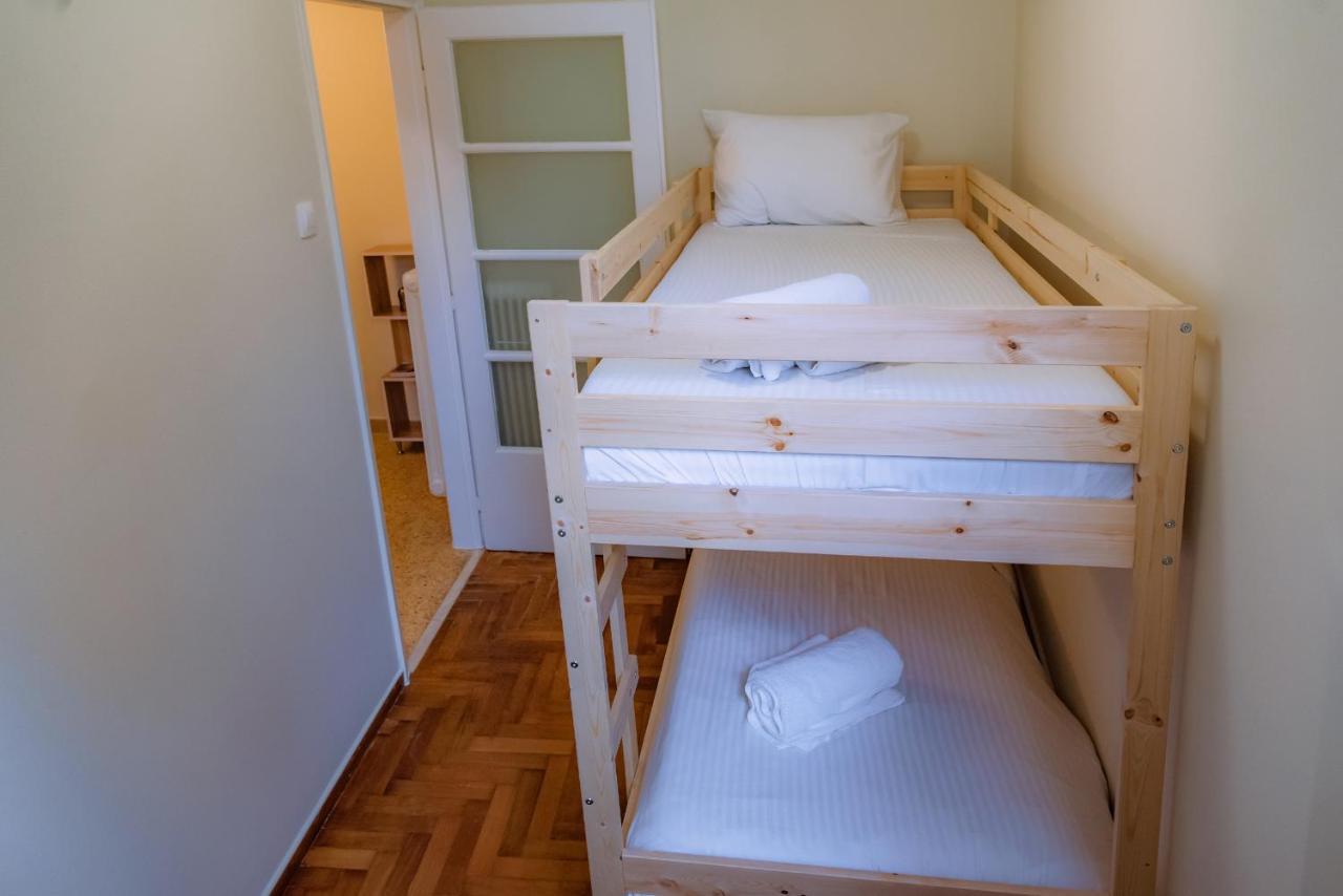 Plaka Apartment Atene Esterno foto